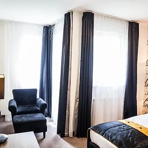 4* Hotel Elaya West